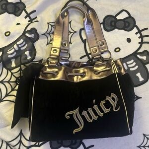 Juicy couture daydreamer 🖤